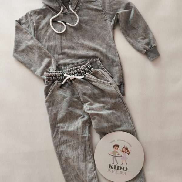 Komplet dekatyzowany dla dziewczynki