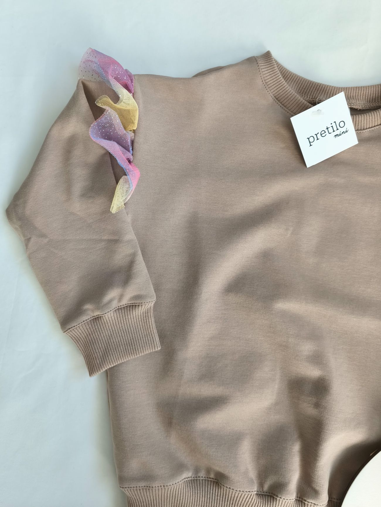 Bluza z tiulowym motylkiem - obrazek 2