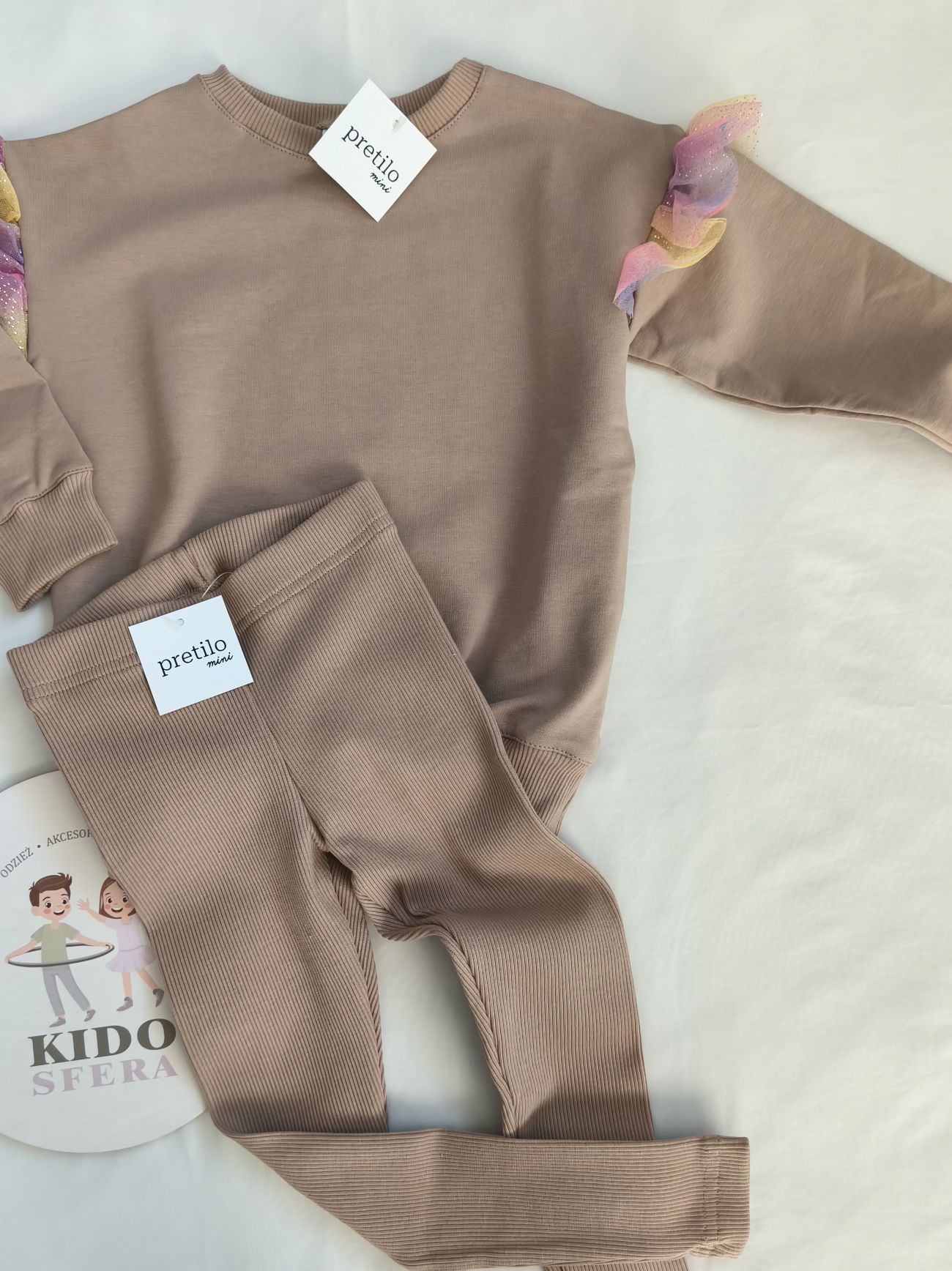 Bluza z tiulowym motylkiem - obrazek 3